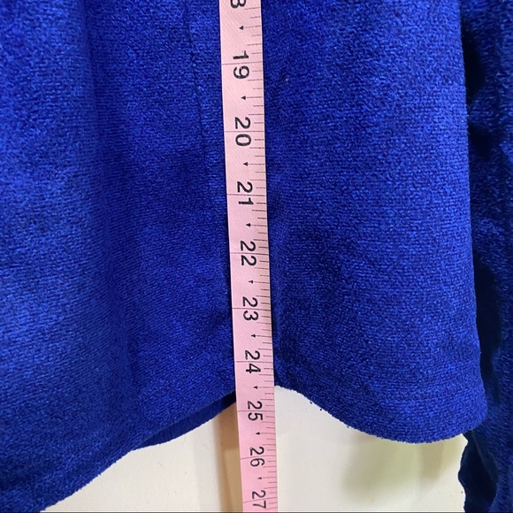 Decathlon Winter Tshirt - Picture 7 of 9